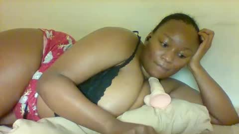 Snapshot of prettie_diva0 chatting on 19, 2, 2026 Prettie diva online show from 19, 2, 2026