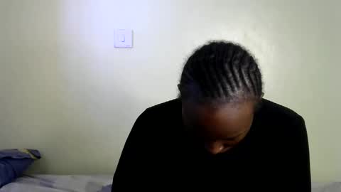 prettiekelly online show from 19, 2, 2025