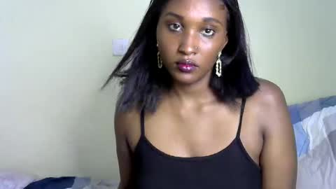 prettiekelly online show from 6, 3, 2025