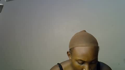 prettiekelly online show from 9, 3, 2025