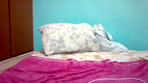 Snapshot of pretty253 chatting on 6, 1, 2025 pretty253 online show from 6, 1, 2025