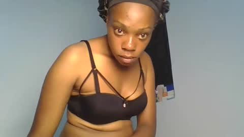 Snapshot of pretty8871 chatting on 7, 4, 2026 Pretty online show from 7, 4, 2026