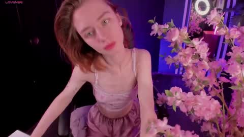 Snapshot of pretty__victoria chatting on 15, 5, 2026 Lady vikki online show from 15, 5, 2026