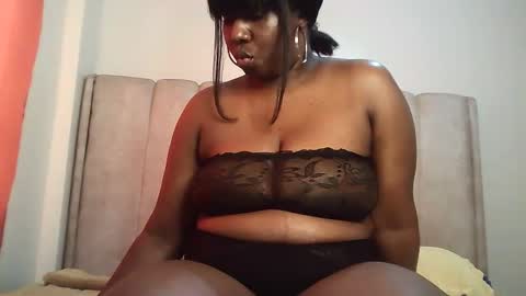 Snapshot of pretty_bums chatting on 26, 9, 2025 chichi online show from 26, 9, 2025