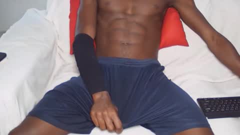 Snapshot of pretty_dollx01 chatting on 3, 4, 2026 Pretty dollx01 online show from 3, 4, 2026