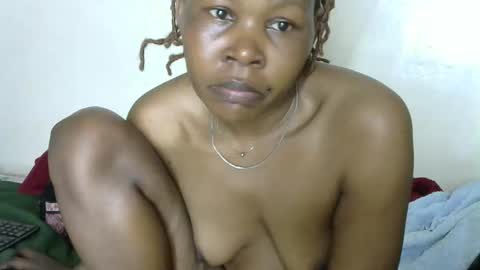 Snapshot of pretty_doreen chatting on 13, 9, 2025 pretty_doreen online show from 13, 9, 2025