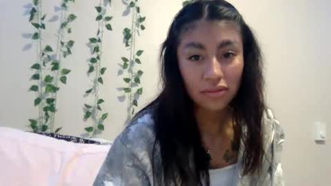 pretty_girl828687 online show from 9, 1, 2026