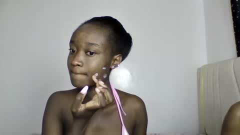 Snapshot of pretty_luv1 chatting on 1, 4, 2026 pretty luv1 online show from 1, 4, 2026
