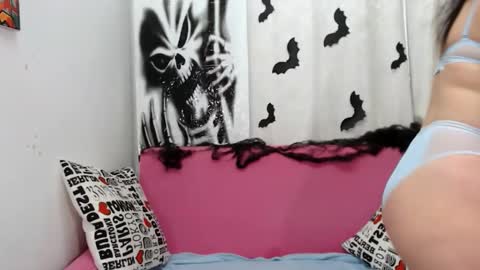 pretty_malika online show from 29, 10, 2025