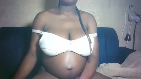 Snapshot of pretty_milan chatting on 10, 3, 2026 pretty_milan online show from 10, 3, 2026