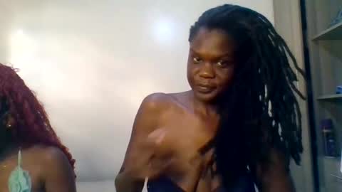 Snapshot of pretty_naya chatting on 5, 11, 2025 naya online show from 5, 11, 2025