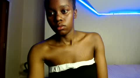 Snapshot of pretty_nyra chatting on 6, 7, 2026 Nyra online show from 6, 7, 2026