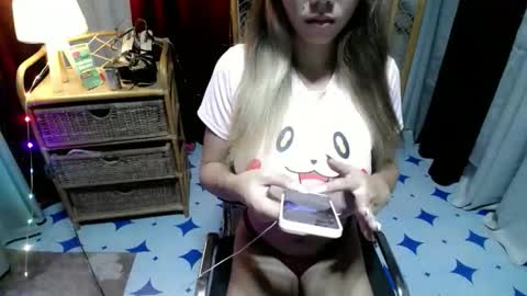 Snapshot of pretty_petite_asian143 chatting on 21, 3, 2026 samantha online show from 21, 3, 2026
