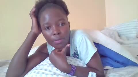 pretty_petite_ebony online show from 1, 1, 2025