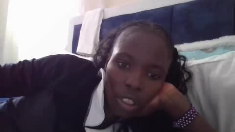 pretty_petite_ebony online show from 10, 9, 2025