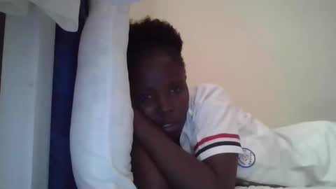 pretty_petite_ebony online show from 16, 10, 2025