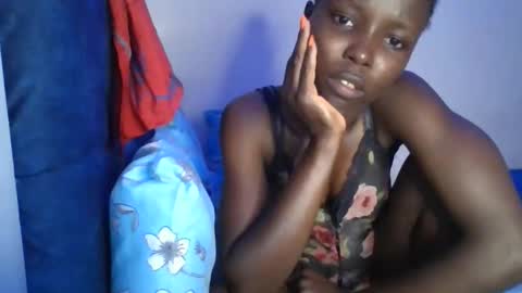 pretty_petite_ebony online show from 3, 3, 2026