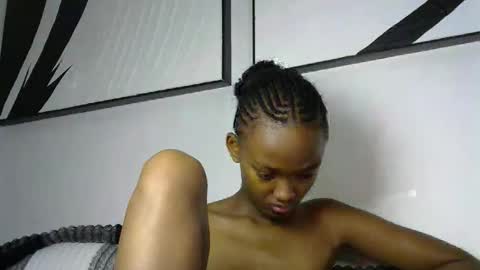 Snapshot of pretty_queennie chatting on 31, 3, 2026 Pretty doll online show from 31, 3, 2026