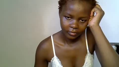 Snapshot of pretty_scooper chatting on 21, 5, 2026 pretty_scooper online show from 21, 5, 2026