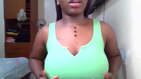 pretty_shila online show from 4, 4, 2026