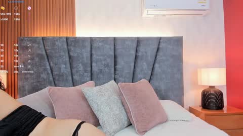 Daisy Flower online show from 18, 1, 2025