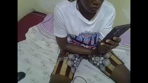 Snapshot of prettyalma chatting on 2, 1, 2025 prettyalma online show from 2, 1, 2025