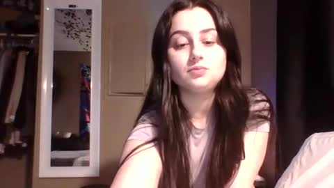 Snapshot of prettybaby22 chatting on 16, 11, 2025 prettybaby22 online show from 16, 11, 2025