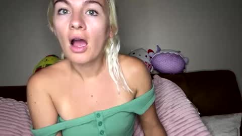 Missy  Jack online show from 28, 10, 2025