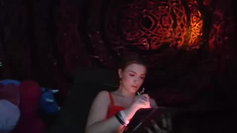 Snapshot of prettybabystacy chatting on 15, 4, 2026 stacy online show from 15, 4, 2026