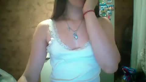 Snapshot of prettybella_7 chatting on 2, 7, 2026 Bella online show from 2, 7, 2026