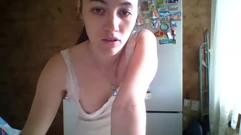 Snapshot of prettybella_7 chatting on 17, 7, 2026 Bella online show from 17, 7, 2026