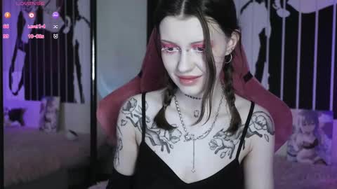 Violet online show from 8, 3, 2025