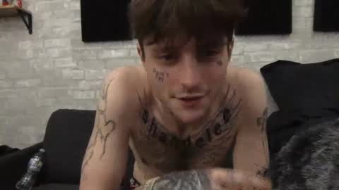 pretty boy online show from 28, 12, 2024