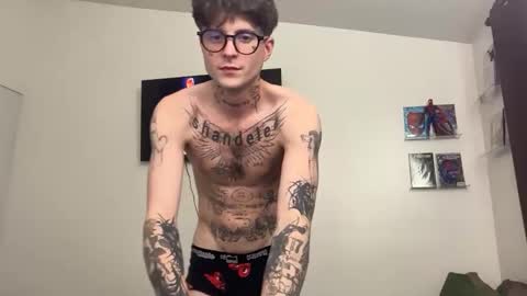 Snapshot of prettyboyszn chatting on 5, 3, 2026 pretty boy online show from 5, 3, 2026