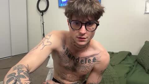 Snapshot of prettyboyszn chatting on 8, 3, 2026 pretty boy online show from 8, 3, 2026