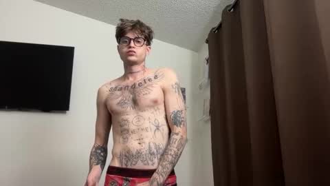 Snapshot of prettyboyszn chatting on 17, 3, 2026 pretty boy online show from 17, 3, 2026