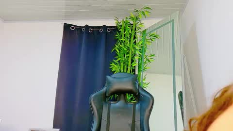 Enzo  Denis online show from 2, 12, 2025