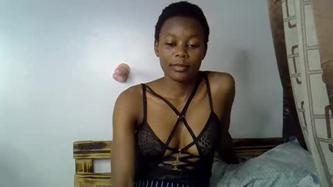 Snapshot of prettycoco_ chatting on 22, 4, 2026 coco online show from 22, 4, 2026