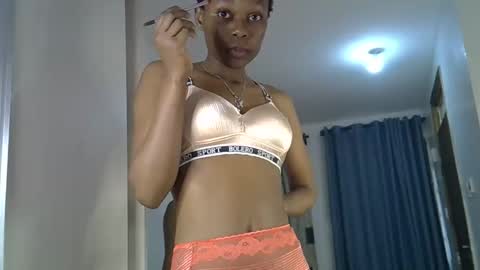 Snapshot of prettycoco_ chatting on 15, 5, 2026 coco online show from 15, 5, 2026