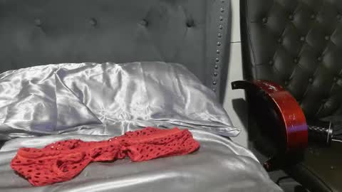 Snapshot of prettydaddyik6992 chatting on 25, 3, 2026 DADDYDICRICO6969 online show from 25, 3, 2026