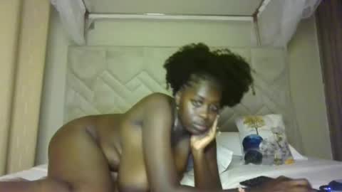 prettydulce online show from 26, 3, 2026