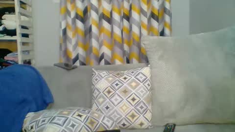 Snapshot of prettyela chatting on 19, 10, 2025 PrettyEla online show from 19, 10, 2025