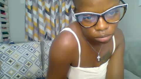 PrettyEla online show from 3, 2, 2026