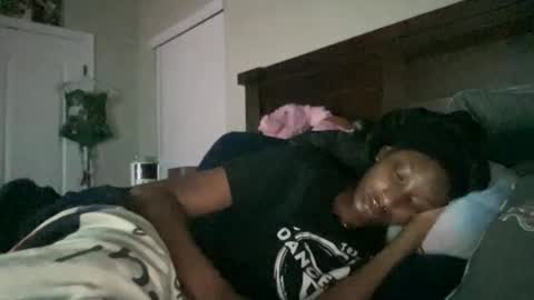 Snapshot of prettyfacefemale chatting on 7, 4, 2026 prettyfacefemale online show from 7, 4, 2026