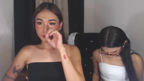 prettyhothugecock online show from 18, 2, 2025