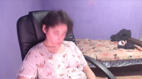 prettyjulliette online show from 24, 1, 2025