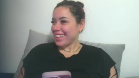 prettyjulliette online show from 1, 12, 2025