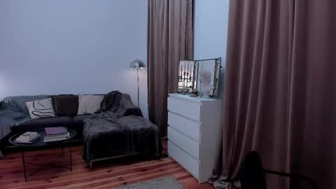 Eva online show from 24, 11, 2025