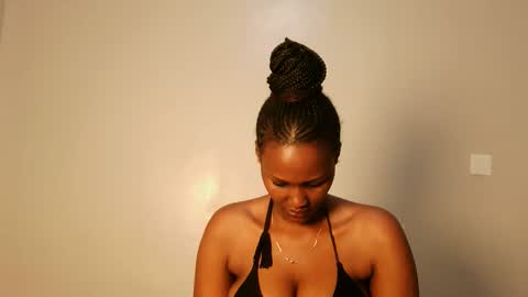 Snapshot of prettykeilaa chatting on 19, 3, 2026 prettykeilaa online show from 19, 3, 2026