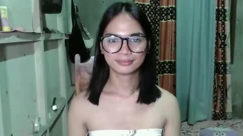 prettykhelcy online show from 12, 4, 2026